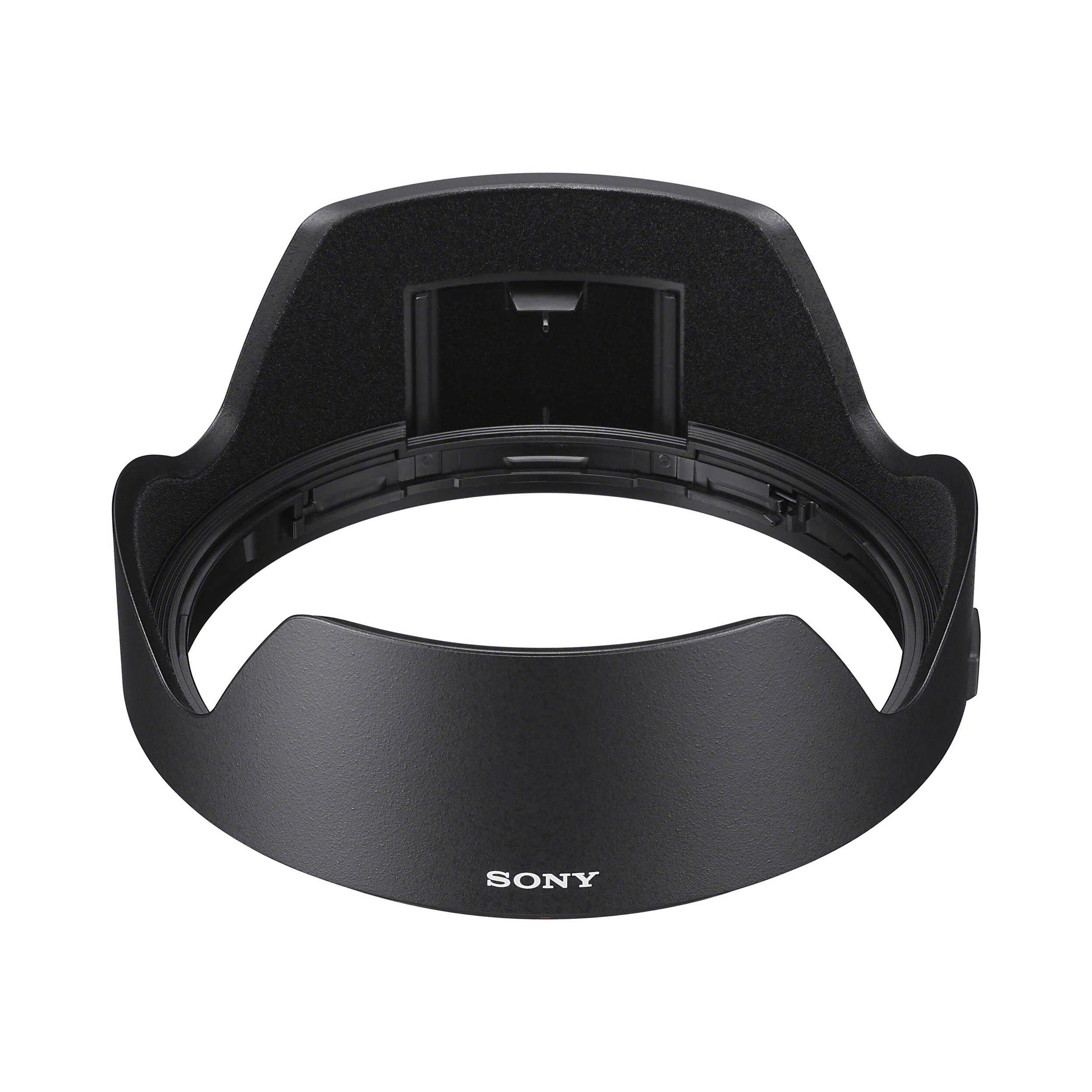 Sony FE 24-70mm f/2.8 GM II Lens | ExcellentPhoto.ca Sony FE 24-70mm f/2.8 GM II Lens | ExcellentPhoto.ca