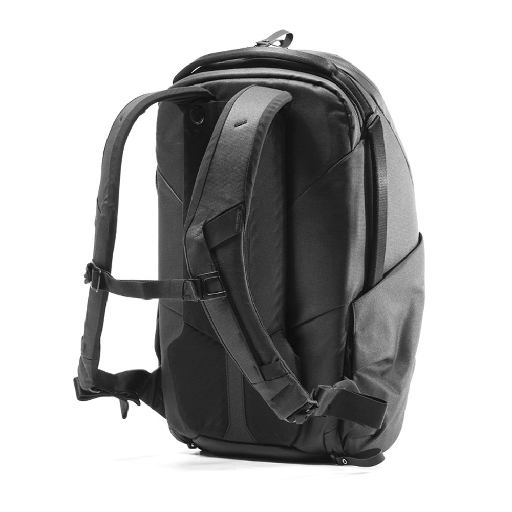 Peak Design Everyday Backpack 20L Zip BEDBZ-20-BK-3 Peak Design Everyday Backpack 20L Zip BEDBZ-20-BK-3