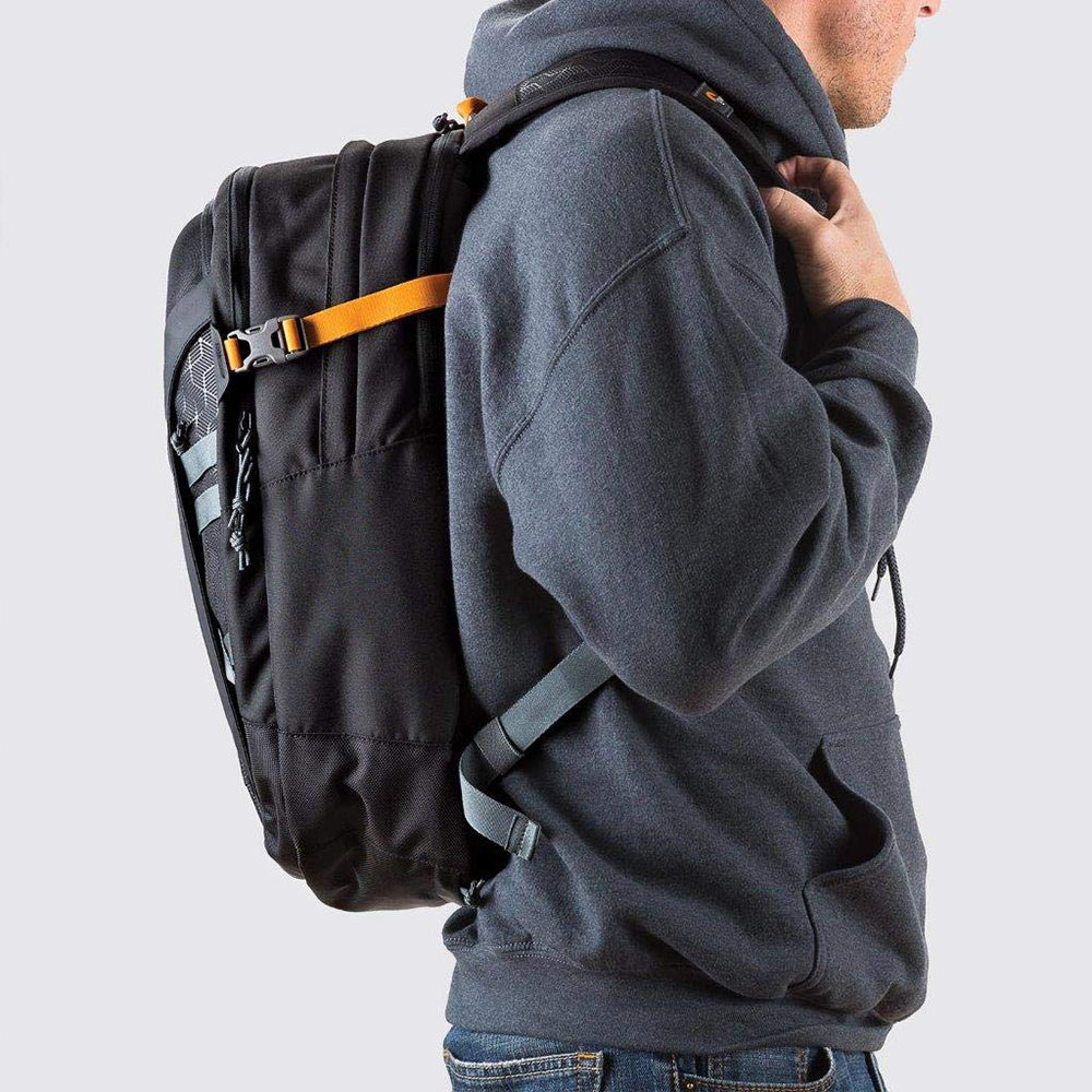 Lowepro RidgeLine Pro BP 300 AW - A 25L backpack - Black