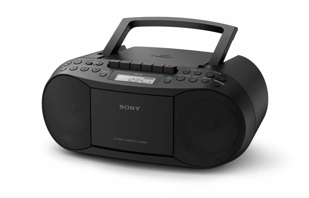 Sony CFD-S70 Portable CD Cassette MP3 BOOTBOX et FM / AM Radio