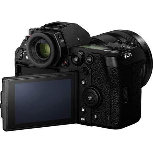Panasonic Lumix DC-S1R Full Frame Mirrorless Camera with 24-105mm f/4 lens