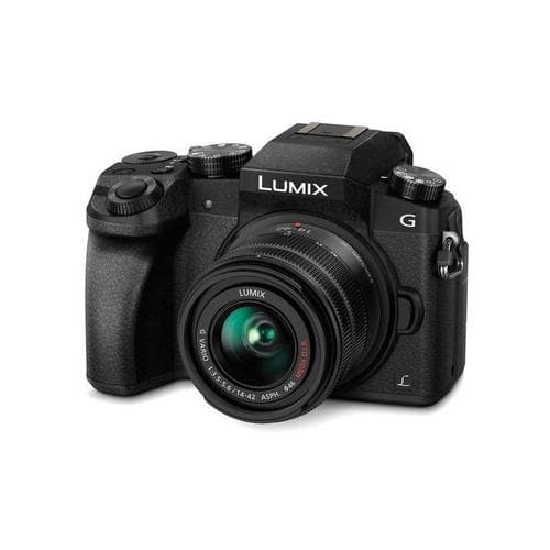 Panasonic Lumix G7 Mirrorless Camera with 14-42mm & 45-150mm Lenses